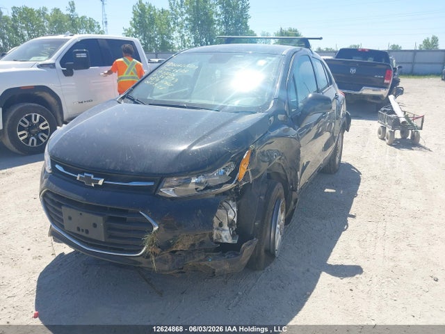 Chevrolet TRAX LS 2019 3GNCJNSB7KL354133 Image 2
