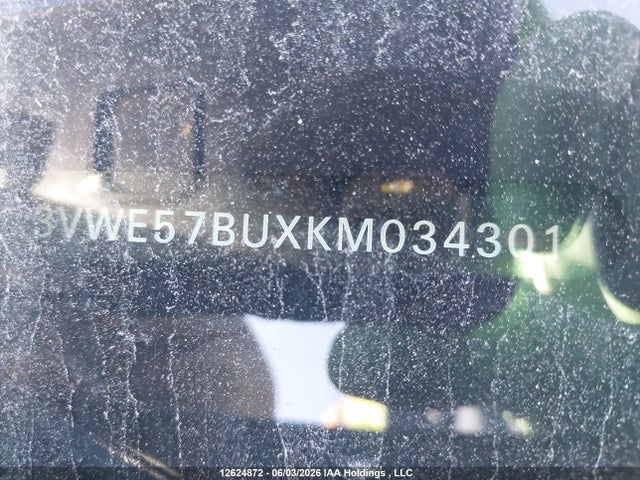 3VWE57BUXKM034301 Volkswagen JETTA SEL