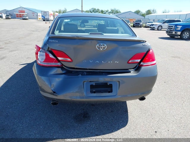 12624891 :رقم المزاد ، 4T1BK36BX7U242144 vin ، 2007 Toyota Avalon Xl/xls/touring/limited مزاد بيع