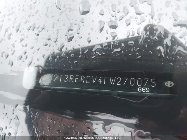 12624905 :رقم المزاد ، 2T3RFREV4FW270075 vin ، 2015 Toyota Rav4 Xle مزاد بيع