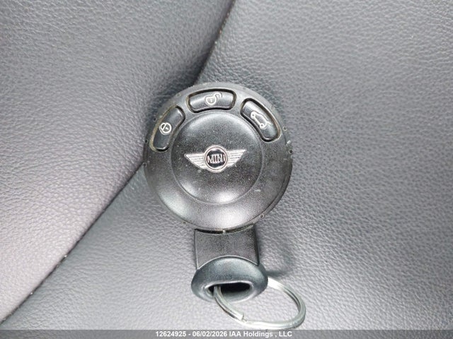 12624925 :رقم المزاد ، WMWSU3C51BT099349 vin ، 2011 Mini Cooper مزاد بيع