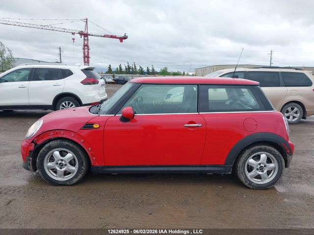 12624925 :رقم المزاد ، WMWSU3C51BT099349 vin ، 2011 Mini Cooper مزاد بيع