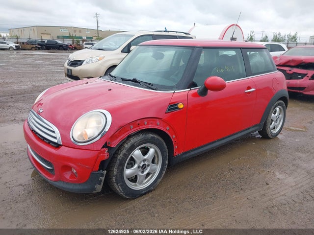12624925 :رقم المزاد ، WMWSU3C51BT099349 vin ، 2011 Mini Cooper مزاد بيع