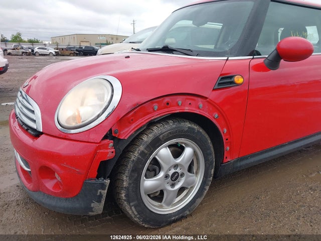 12624925 :رقم المزاد ، WMWSU3C51BT099349 vin ، 2011 Mini Cooper مزاد بيع