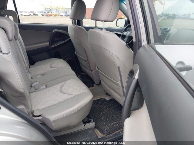 12624932 :رقم المزاد ، 2T3BF4DV0BW140956 vin ، 2011 Toyota Rav4 مزاد بيع