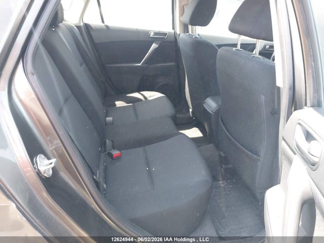 Auction sale of the 2011 Mazda Mazda3 Gx, vin: JM1BL1KF6B1467721, lot number: 12624944