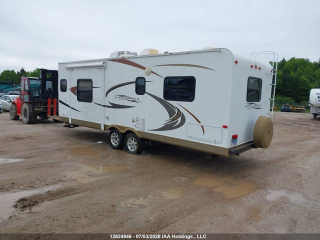 12624946 :رقم المزاد ، 4X4TRLB25C1839864 vin ، 2012 Rockwood 240 مزاد بيع
