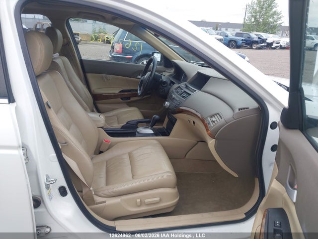 12624962 :رقم المزاد ، 1HGCP3F80AA027915 vin ، 2010 Honda Accord مزاد بيع