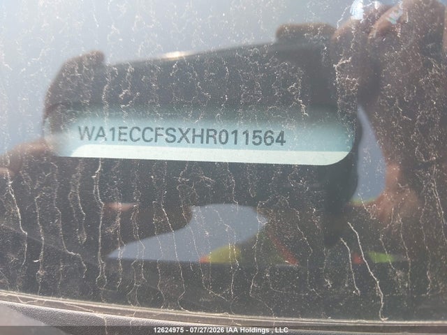 Audi Q3 PREMIUM 2017 WA1ECCFSXHR011564 Image 18