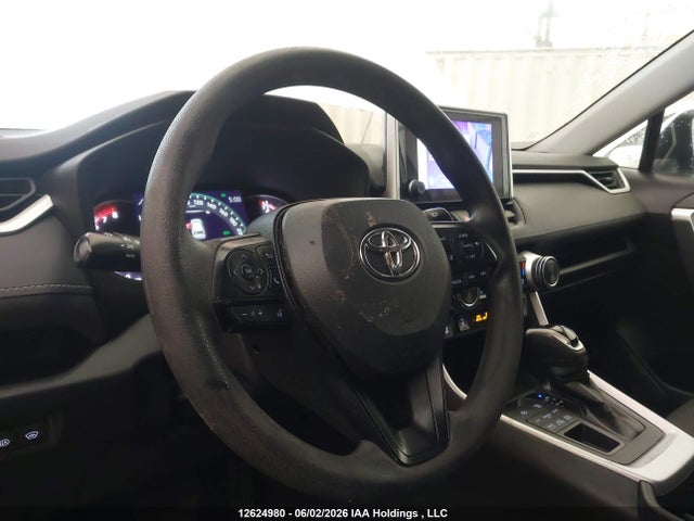 12624980 :رقم المزاد ، 2T3B1RFV3PW359555 vin ، 2023 Toyota Rav4 Le مزاد بيع