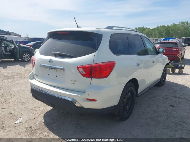 Nissan Pathfinder 2018 5N1DR2MM4JC629160 Image 4