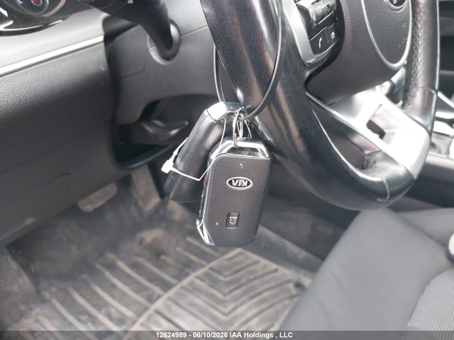 Продажа на аукционе авто 2021 Kia K5 Lx, vin: 5XXG24J28MG035468, номер лота: 12624989