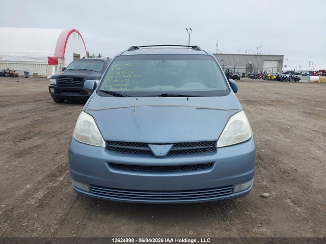 12624998 :رقم المزاد ، 5TDBA22C44S000479 vin ، 2004 Toyota Sienna Xle/xle Limited مزاد بيع