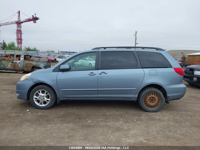 12624998 :رقم المزاد ، 5TDBA22C44S000479 vin ، 2004 Toyota Sienna Xle/xle Limited مزاد بيع