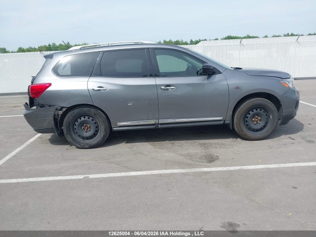 12625004 :رقم المزاد ، 5N1DR2MMXHC661430 vin ، 2017 Nissan Pathfinder مزاد بيع