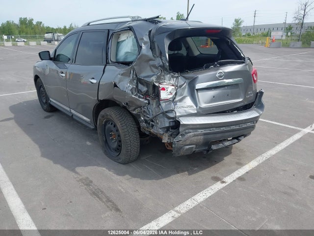 12625004 :رقم المزاد ، 5N1DR2MMXHC661430 vin ، 2017 Nissan Pathfinder مزاد بيع