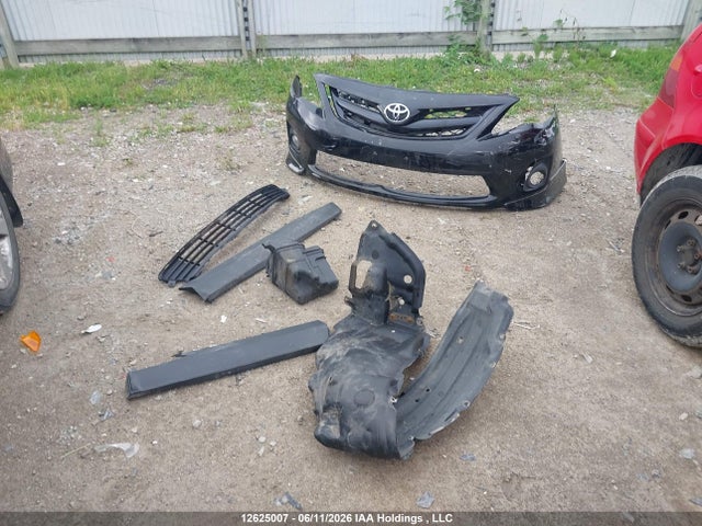 Продаж на аукціоні авто 2011 Toyota Corolla S, vin: 2T1BU4EE9BC748666, номер лоту: 12625007