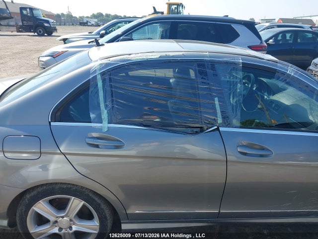 12625009 :رقم المزاد ، WDDGF81X69F320897 vin ، 2009 Mercedes-benz C 300 4matic مزاد بيع