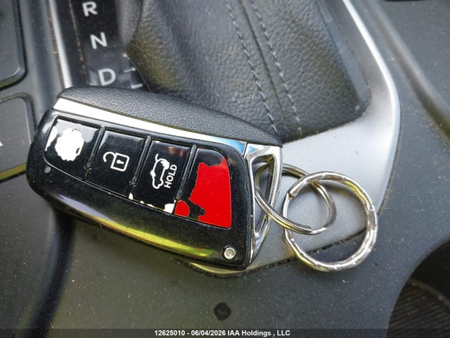 Продаж на аукціоні авто 2013 Hyundai Santa Fe Sport, vin: 5XYZUDLA6DG033110, номер лоту: 12625010
