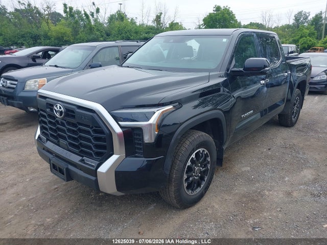 2024 Toyota Tundra Limited 4x4 მანქანა იყიდება აუქციონზე, vin: 5TFJA5DB9RX226567, აუქციონის ნომერი: 12625039