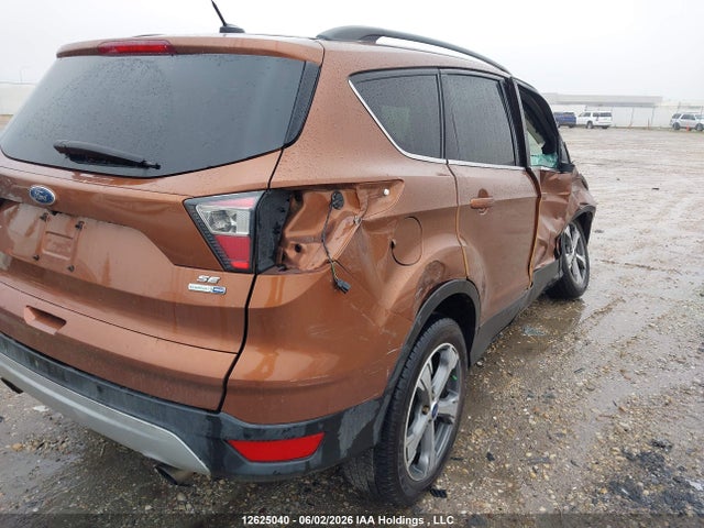 1FMCU9GD8HUB31675 Ford ESCAPE SE
