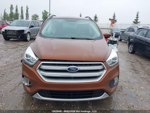 1FMCU9GD8HUB31675 Ford ESCAPE SE