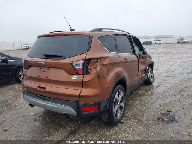 1FMCU9GD8HUB31675 Ford ESCAPE SE