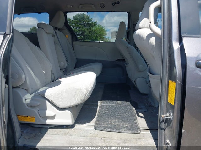 Продаж на аукціоні авто 2011 Toyota Sienna Le, vin: 5TDKK3DC3BS066079, номер лоту: 12625050