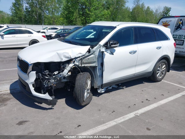 KIA Sorento 2017 5XYPG4A33HG255225 Image 2