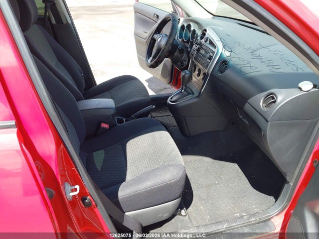 12625075 :رقم المزاد ، 2T1KR32EX6C577173 vin ، 2006 Toyota Corolla Matrix Xr مزاد بيع