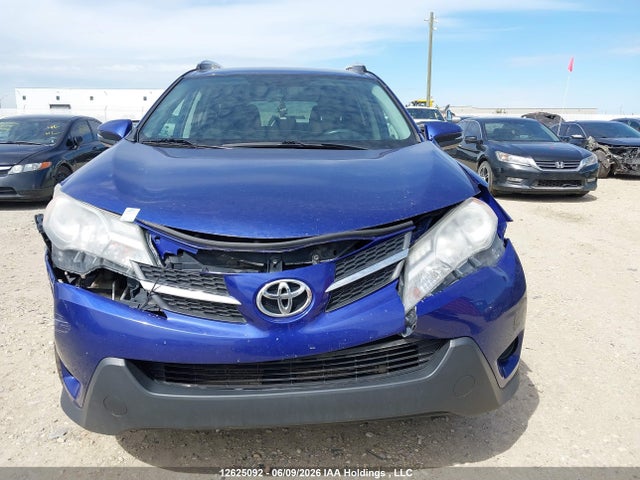12625092 :رقم المزاد ، 2T3BFREV9FW303640 vin ، 2015 Toyota Rav4 Le مزاد بيع
