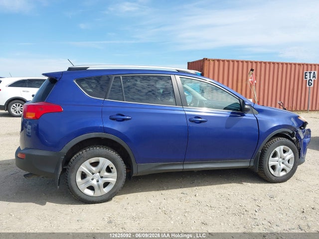 12625092 :رقم المزاد ، 2T3BFREV9FW303640 vin ، 2015 Toyota Rav4 Le مزاد بيع