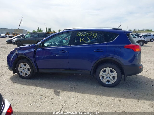 12625092 :رقم المزاد ، 2T3BFREV9FW303640 vin ، 2015 Toyota Rav4 Le مزاد بيع