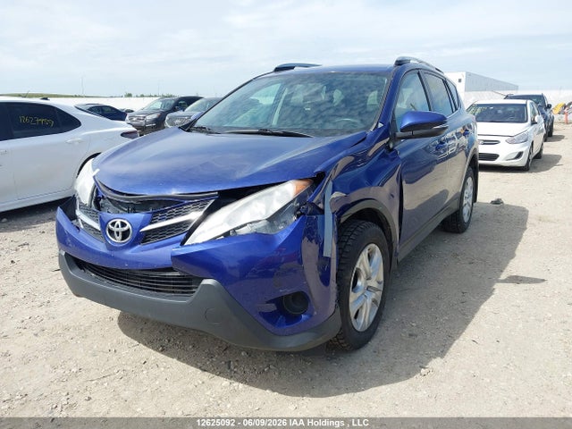 12625092 :رقم المزاد ، 2T3BFREV9FW303640 vin ، 2015 Toyota Rav4 Le مزاد بيع