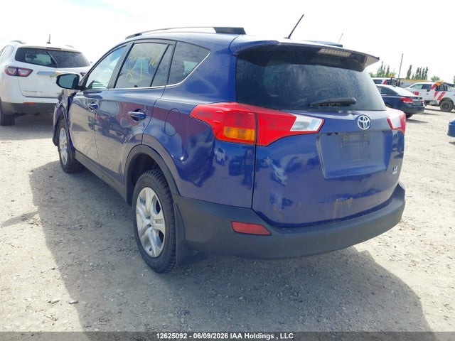 12625092 :رقم المزاد ، 2T3BFREV9FW303640 vin ، 2015 Toyota Rav4 Le مزاد بيع