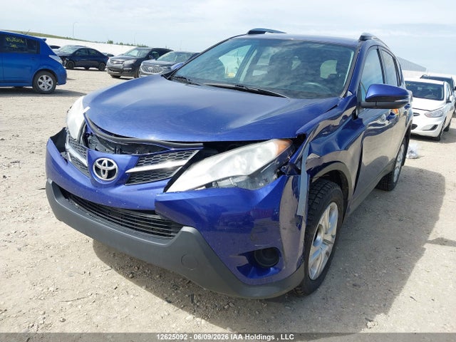 12625092 :رقم المزاد ، 2T3BFREV9FW303640 vin ، 2015 Toyota Rav4 Le مزاد بيع