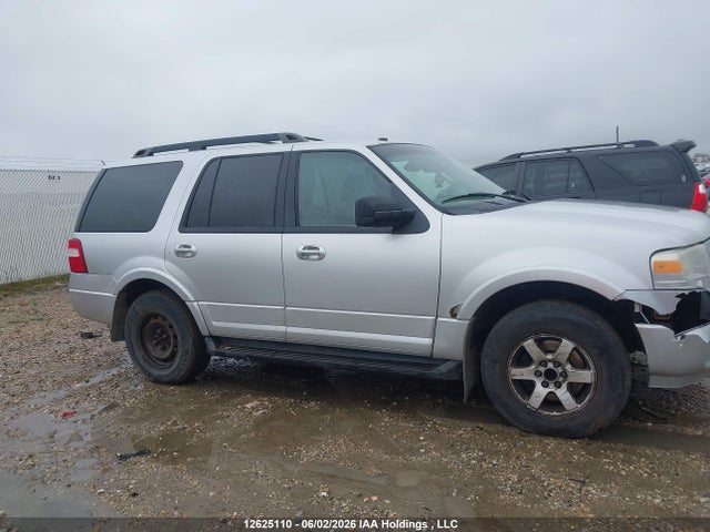 2010 Ford Expedition Xlt მანქანა იყიდება აუქციონზე, vin: 1FMJU1G50AEB50819, აუქციონის ნომერი: 12625110