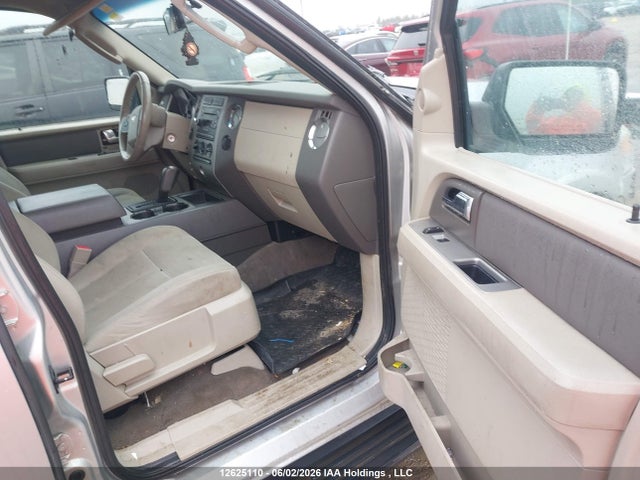2010 Ford Expedition Xlt მანქანა იყიდება აუქციონზე, vin: 1FMJU1G50AEB50819, აუქციონის ნომერი: 12625110