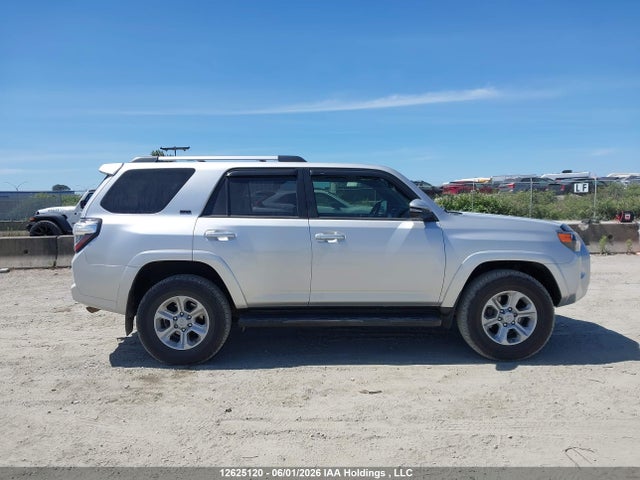 2021 Toyota 4runner Sr5/sr5 Premium/venture/trail/limited Night Shade/trd Off Road/trd Off Road Premium/trd Pro მანქანა იყიდება აუქციონზე, vin: JTENU5JR7M5942989, აუქციონის ნომერი: 12625120