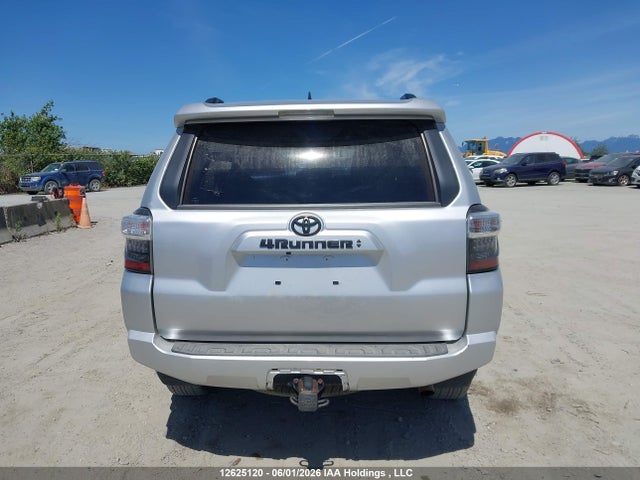 2021 Toyota 4runner Sr5/sr5 Premium/venture/trail/limited Night Shade/trd Off Road/trd Off Road Premium/trd Pro მანქანა იყიდება აუქციონზე, vin: JTENU5JR7M5942989, აუქციონის ნომერი: 12625120