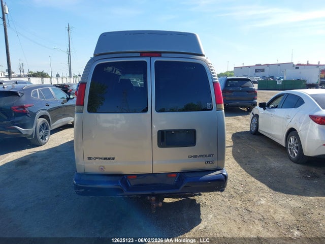 Auction sale of the 2000 Chevrolet Express Upfitter Pkg., vin: 1GBFG15R4Y1176613, lot number: 12625123