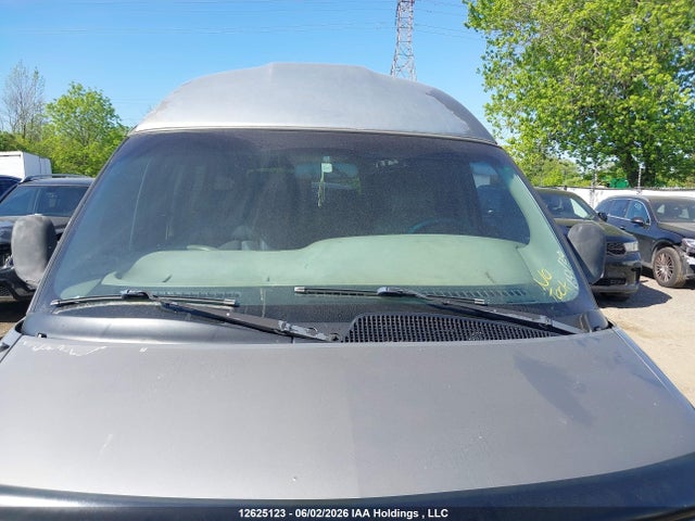 Auction sale of the 2000 Chevrolet Express Upfitter Pkg., vin: 1GBFG15R4Y1176613, lot number: 12625123