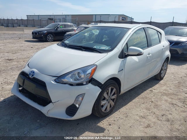 12625125 :رقم المزاد ، JTDKDTB34G1116358 vin ، 2016 Toyota Prius C مزاد بيع