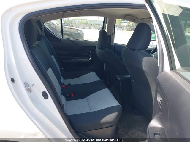 12625125 :رقم المزاد ، JTDKDTB34G1116358 vin ، 2016 Toyota Prius C مزاد بيع