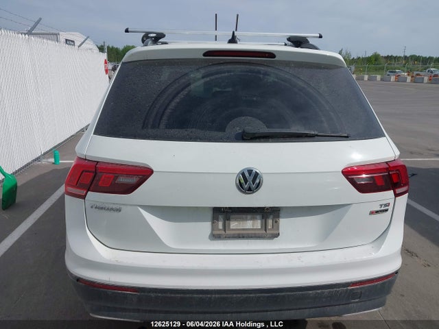 12625129 :رقم المزاد ، 3VV0B7AX2JM145748 vin ، 2018 Volkswagen Tiguan S مزاد بيع