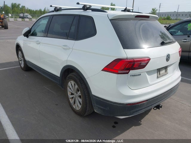 12625129 :رقم المزاد ، 3VV0B7AX2JM145748 vin ، 2018 Volkswagen Tiguan S مزاد بيع