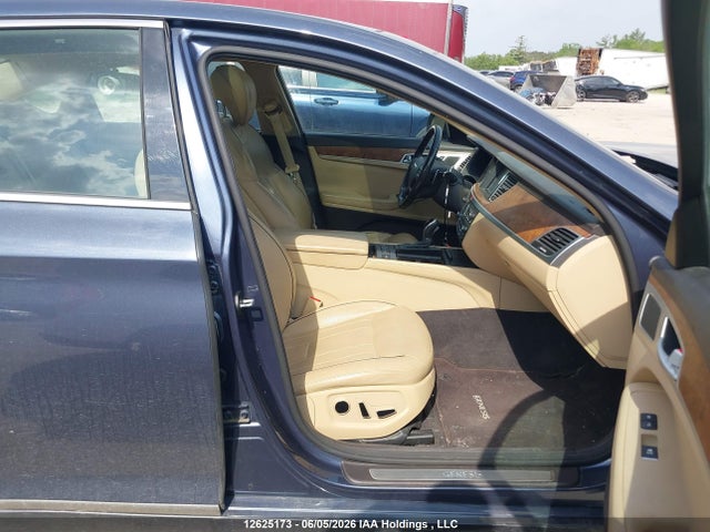 Продаж на аукціоні авто 2015 Hyundai Genesis, vin: KMHGN4JE5FU101338, номер лоту: 12625173
