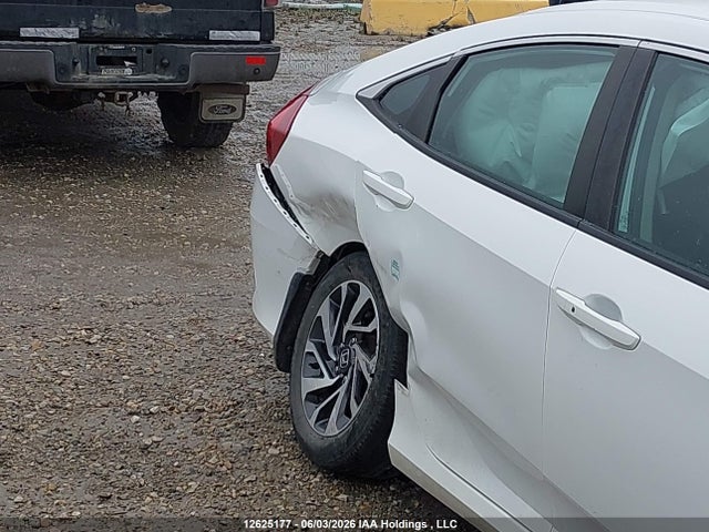 12625177 :رقم المزاد ، 2HGFC2F60JH038089 vin ، 2018 Honda Civic Lx مزاد بيع