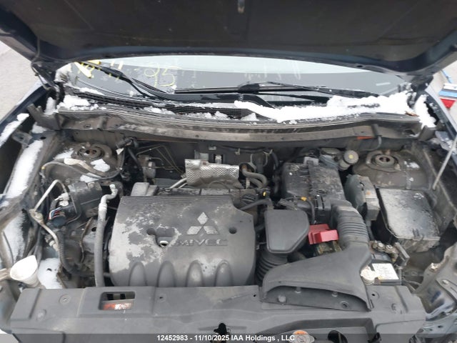 Продаж на аукціоні авто 2014 Mitsubishi Outlander Es, vin: JA4AZ2A3XEZ605641, номер лоту: 12452983