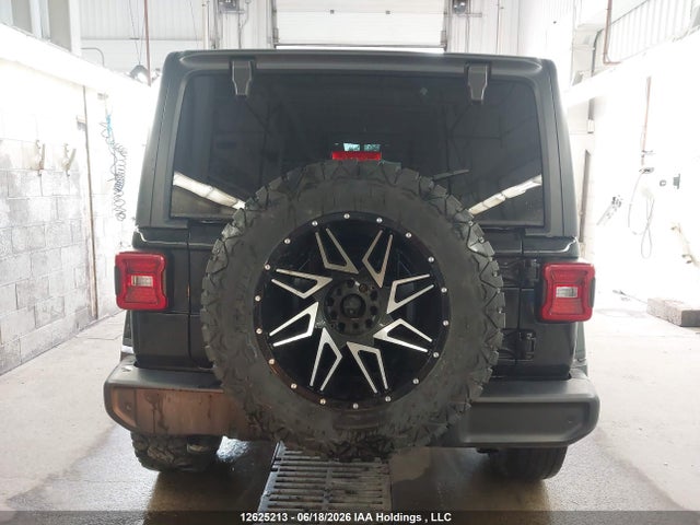 12625213 :رقم المزاد ، 1C4HJXEG2MW620446 vin ، 2021 Jeep Wrangler Unlimited Sahara مزاد بيع